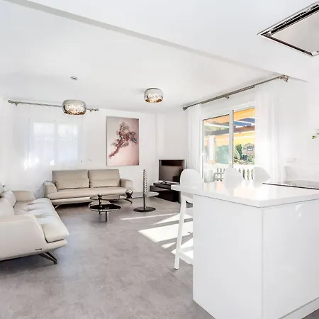 Lejlighed By Riva - 4 Bedroom In Dama De Noche Marbella