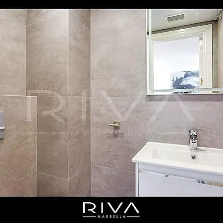 Διαμέρισμα By Riva - 4 Bedroom In Dama De Noche *