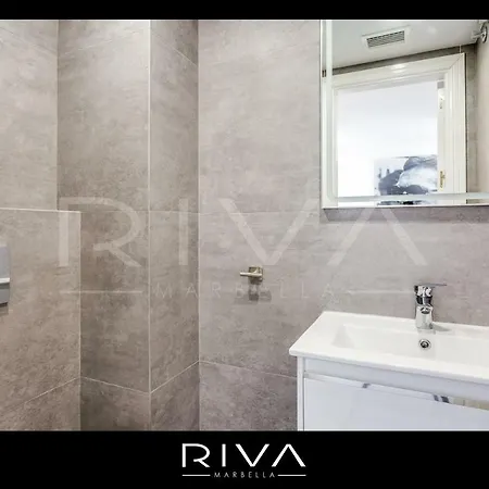 By Riva - 4 Bedroom In Dama De Noche
