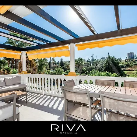 Апартаменти By Riva - 4 Bedroom In Dama De Noche *