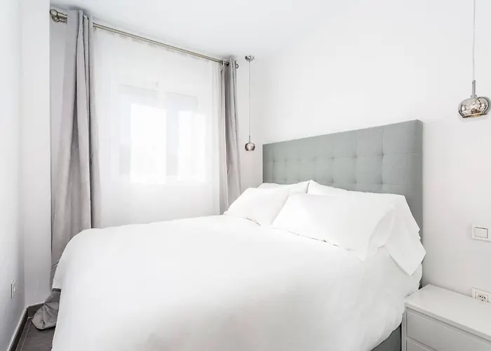 By Riva - 4 Bedroom In Dama De Noche Marbella