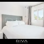 By Riva - 4 Bedroom In Dama De Noche Appartement *